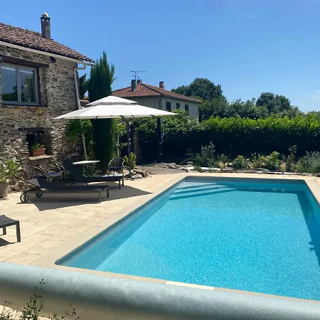 Hameau De Taur Pensionat 3*