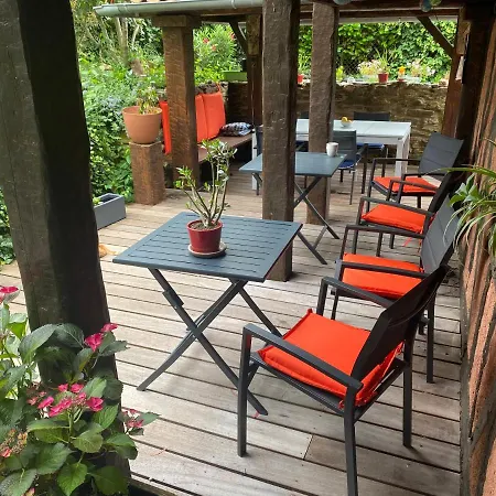 Pensión Hameau De Taur